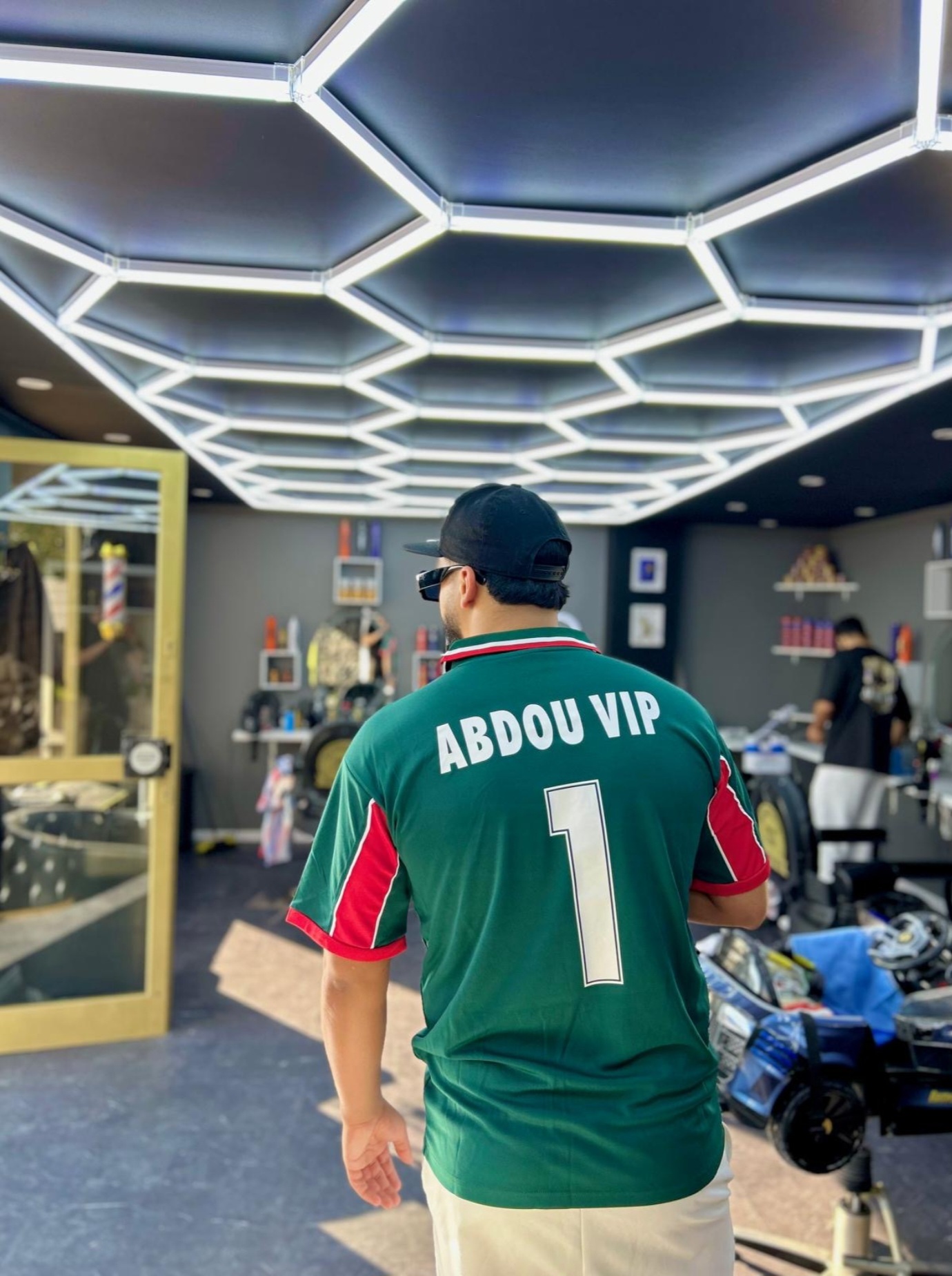 Abdou VIP Trikot im Salon